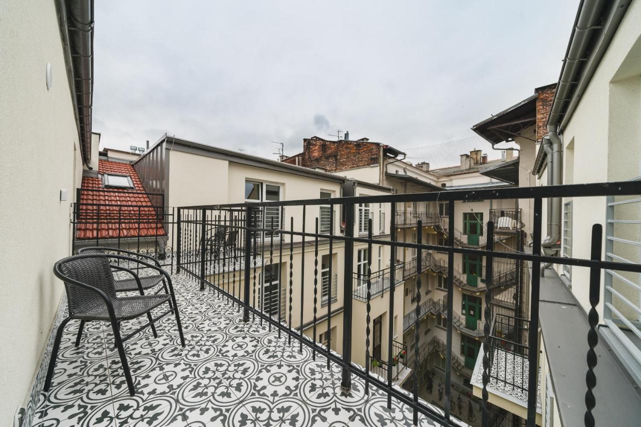 Saint Florian'S Suites - Old Town Luxury Apartments - By Upstairs Краков Экстерьер фото