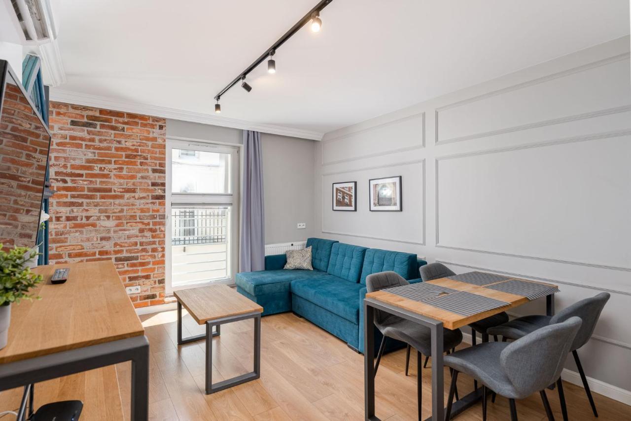 Saint Florian'S Suites - Old Town Luxury Apartments - By Upstairs Краков Экстерьер фото